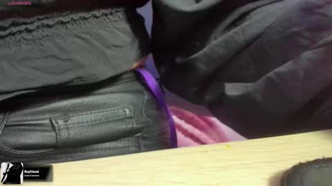 Snapshot of sunofureku_melody chatting on September 2025 12:19:01 PM RAVENCLAU GIRL online show from September 2025 12:19:01 PM