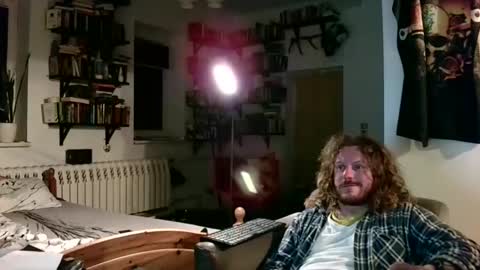 sunr1sa online show from December 2024 04:11:01 PM