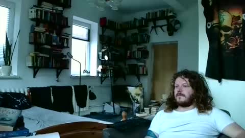 sunr1sa online show from December 2024 07:42:01 AM