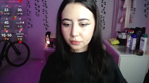 Sunset online show from December 2025 05:58:01 AM