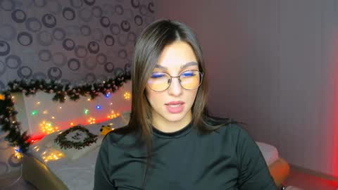 Snapshot of sunsetwithava chatting on December 2024 04:57:01 PM sunsetwithava online show from December 2024 04:57:01 PM