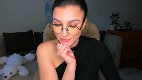 Snapshot of sunsetwithava chatting on February 2025 05:08:01 AM sunsetwithava online show from February 2025 05:08:01 AM