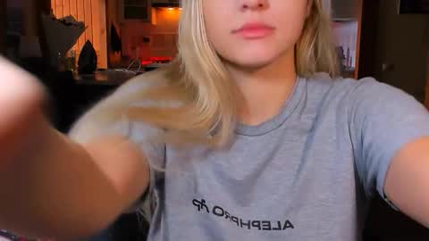 Snapshot of sunsetwithava chatting on February 2026 05:04:01 AM sunsetwithava online show from February 2026 05:04:01 AM