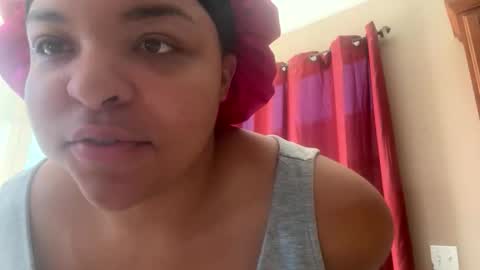 Snapshot of sunsh1n3gurl chatting on May 2026 05:41:01 PM sunsh1n3gurl online show from May 2026 05:41:01 PM