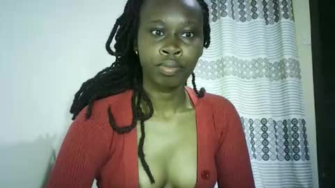 Snapshot of sunshine_g chatting on February 2026 07:17:01 AM Sunshine online show from February 2026 07:17:01 AM