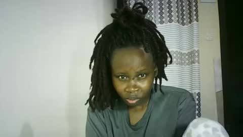 Snapshot of sunshine_g chatting on March 2026 01:40:02 PM Sunshine online show from March 2026 01:40:02 PM