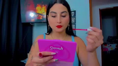 Andrea Rodriguez online show from November 2025 06:55:02 PM