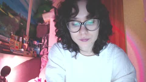 Hella online show from December 2024 12:23:02 PM