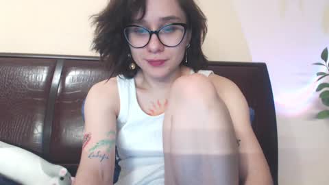 Hella online show from January 2025 05:32:01 PM