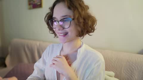 Hella online show from April 2026 01:16:02 AM