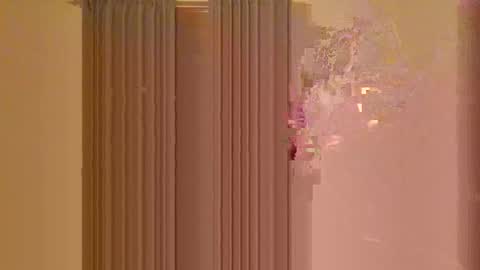 Snapshot of suntroll chatting on March 2025 03:24:01 AM Suntroll online show from March 2025 03:24:01 AM