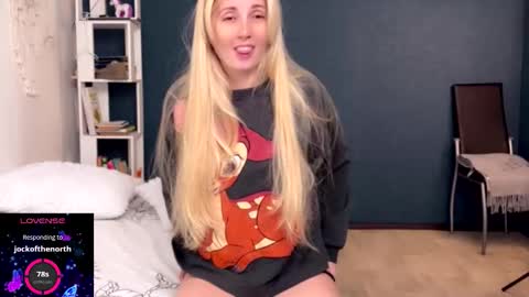 Snapshot of super_peach_stream chatting on November 2025 03:23:02 PM ANNApvt open full info in bio online show from November 2025 03:23:02 PM