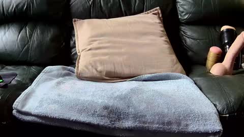 Thomas online show from February 2025 07:46:01 PM