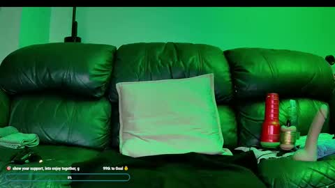 Thomas online show from November 2025 03:52:02 AM