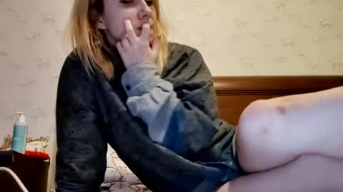 Annie online show from January 2025 01:54:01 PM