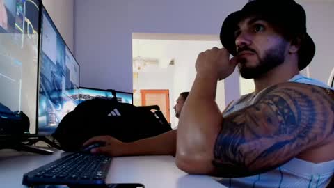 supermanboyxxl online show from August 2026 05:50:02 AM
