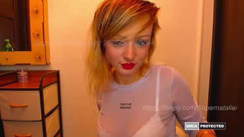 Natalie online show from September 2025 09:49:02 PM