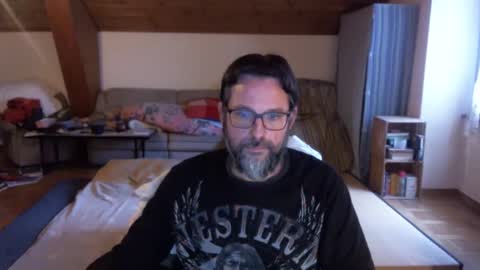 Snapshot of supersquirrel81 chatting on October 2025 06:23:02 AM supersquirrel81 online show from October 2025 06:23:02 AM