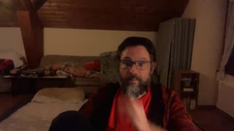 Snapshot of supersquirrel81 chatting on October 2025 07:47:01 PM supersquirrel81 online show from October 2025 07:47:01 PM