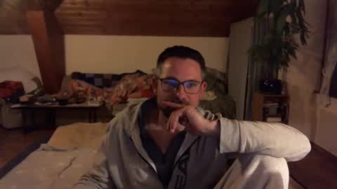 Snapshot of supersquirrel81 chatting on January 2026 06:22:02 PM supersquirrel81 online show from January 2026 06:22:02 PM