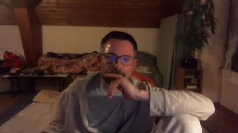 Snapshot of supersquirrel81 chatting on January 2026 06:35:01 PM supersquirrel81 online show from January 2026 06:35:01 PM