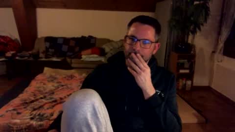 Snapshot of supersquirrel81 chatting on February 2026 07:43:01 PM supersquirrel81 online show from February 2026 07:43:01 PM