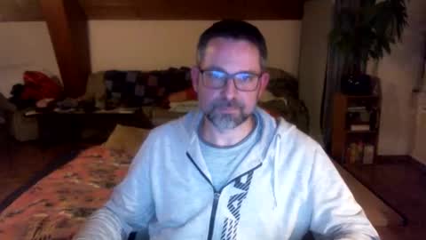 Snapshot of supersquirrel81 chatting on February 2026 06:38:01 PM supersquirrel81 online show from February 2026 06:38:01 PM
