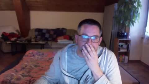 Snapshot of supersquirrel81 chatting on March 2026 05:38:01 PM supersquirrel81 online show from March 2026 05:38:01 PM