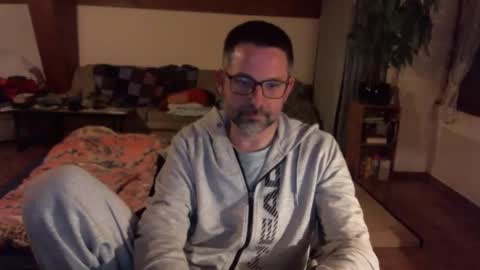 Snapshot of supersquirrel81 chatting on March 2026 08:01:01 PM supersquirrel81 online show from March 2026 08:01:01 PM