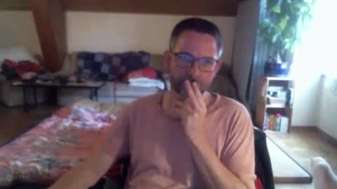 Snapshot of supersquirrel81 chatting on March 2026 04:52:01 PM supersquirrel81 online show from March 2026 04:52:01 PM