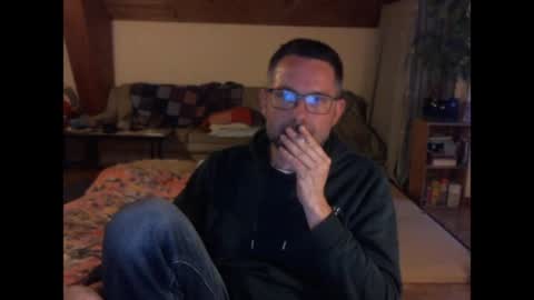 Snapshot of supersquirrel81 chatting on April 2026 06:13:02 PM supersquirrel81 online show from April 2026 06:13:02 PM