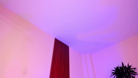 Snapshot of suprasexyjohn chatting on December 2024 06:13:01 PM llllSupra llll online show from December 2024 06:13:01 PM