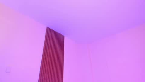 Snapshot of suprasexyjohn chatting on February 2025 10:09:01 PM llllSupra llll online show from February 2025 10:09:01 PM