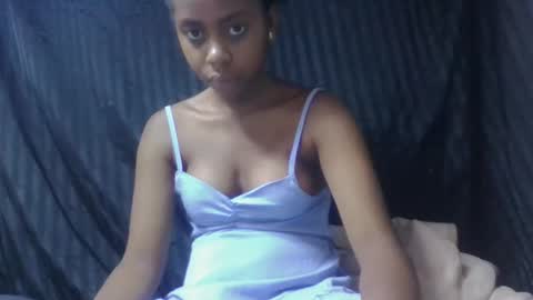 Snapshot of surbelle chatting on January 2026 08:08:01 AM surbelle online show from January 2026 08:08:01 AM