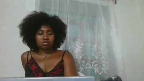 Snapshot of surbelle chatting on February 2026 06:46:01 PM surbelle online show from February 2026 06:46:01 PM