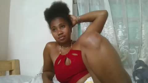 Snapshot of surbelle chatting on February 2026 07:51:01 AM surbelle online show from February 2026 07:51:01 AM