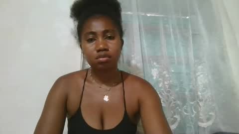 Snapshot of surbelle chatting on February 2026 06:11:01 AM surbelle online show from February 2026 06:11:01 AM