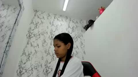 suri online show from May 2026 01:49:02 PM