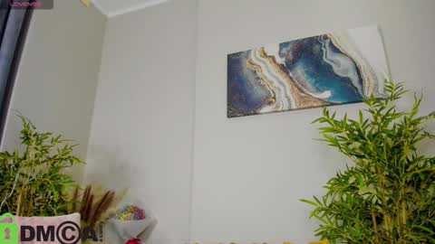 Annie online show from November 2025 01:09:02 AM