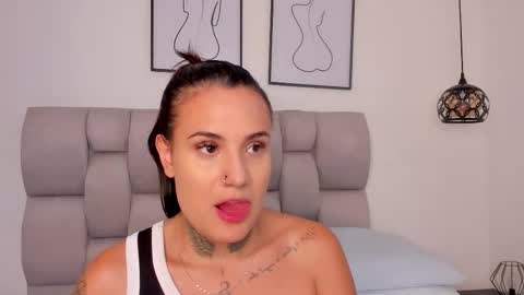 Snapshot of susan_sweet7 chatting on October 2025 07:58:01 PM Susan online show from October 2025 07:58:01 PM