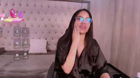 susan_voltaire online show from May 2026 12:00:01 PM