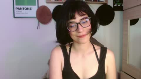 susana_w online show from October 2025 11:00:02 PM
