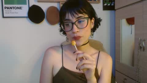 susana_w online show from October 2025 09:50:02 PM