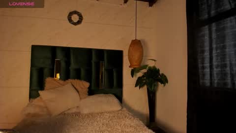 Susana W online show from November 2025 09:03:02 PM