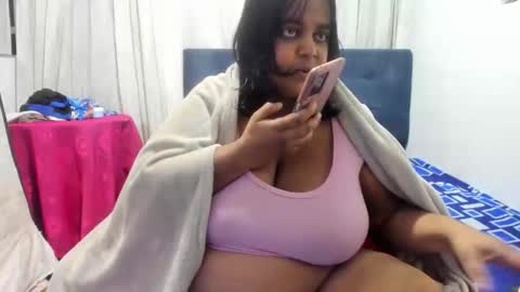 Snapshot of susanaeshwar chatting on November 2025 02:10:02 AM susanaeshwar online show from November 2025 02:10:02 AM