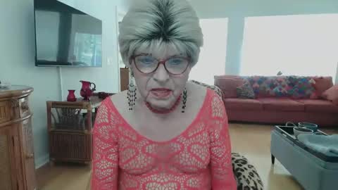 Snapshot of susanandlisa chatting on March 2026 05:34:02 PM sexualsusan online show from March 2026 05:34:02 PM