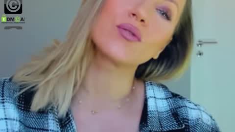 Snapshot of susanjewel chatting on December 2024 08:20:02 AM SusanJewel online show from December 2024 08:20:02 AM