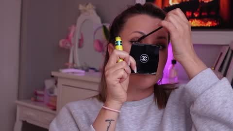 SusanJewel online show from April 2026 06:44:02 AM