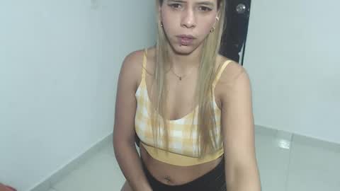 Snapshot of susanleroy chatting on March 2025 11:06:02 AM susanleroy online show from March 2025 11:06:02 AM