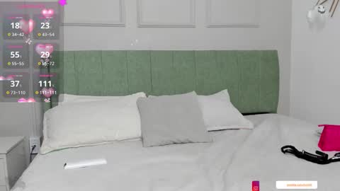 Amelia  online show from November 2025 12:07:02 PM